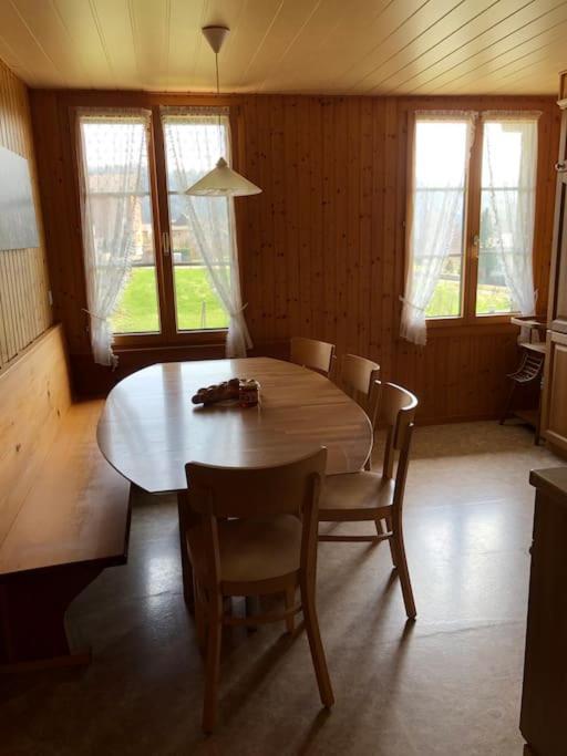 Ferienwohnung Auf Bauernhof Mit Hotpot Und Sauna Sumiswald Esterno foto
